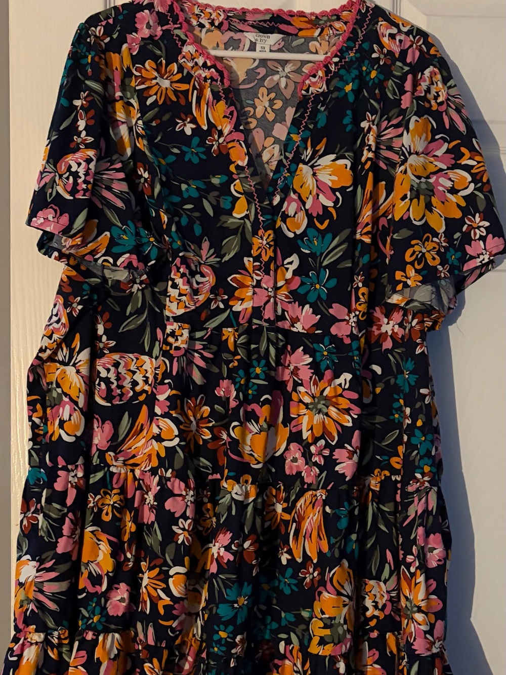 Floral Tiered V-Neck Women’s Midi Dress
